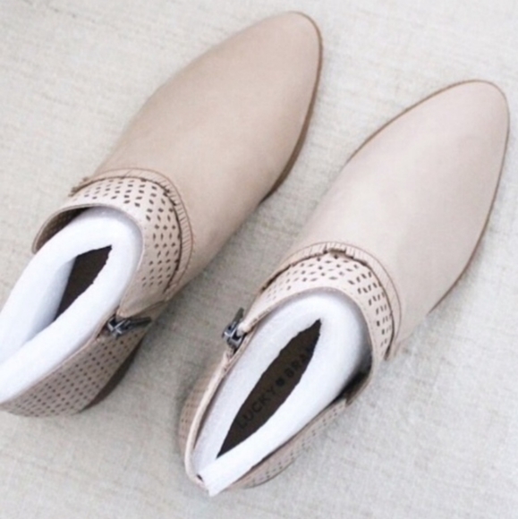 NWT Lucky Brand Ankle Fringe Booties Shoes - Picture 2 of 6